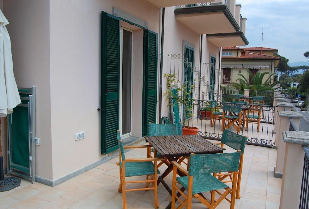 Riviera Residence Marina di Pietrasanta Εξωτερικό φωτογραφία
