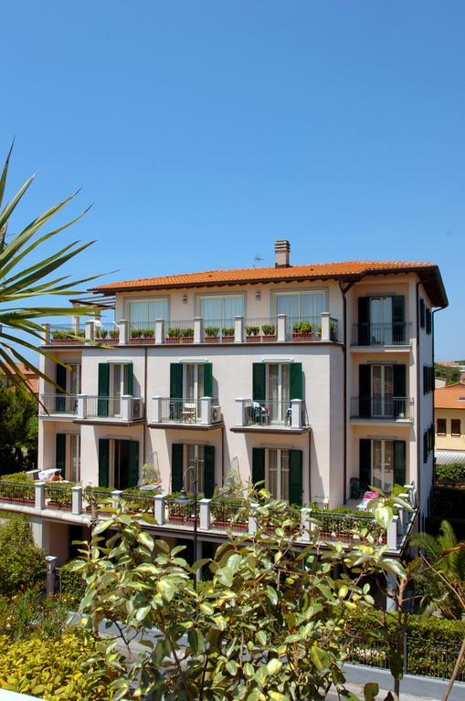 Riviera Residence Marina di Pietrasanta Εξωτερικό φωτογραφία